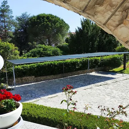 Zeljka1 Mit Pool By Interhome